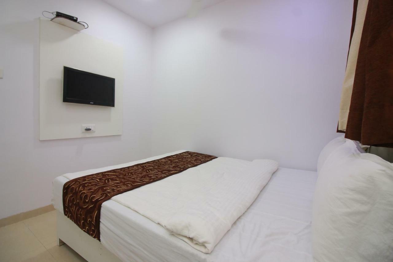 Hotel Apex Navi Mumbai Exterior photo