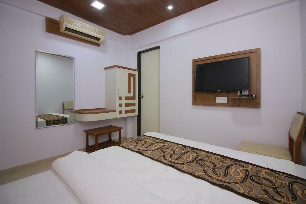 Hotel Apex Navi Mumbai Exterior photo