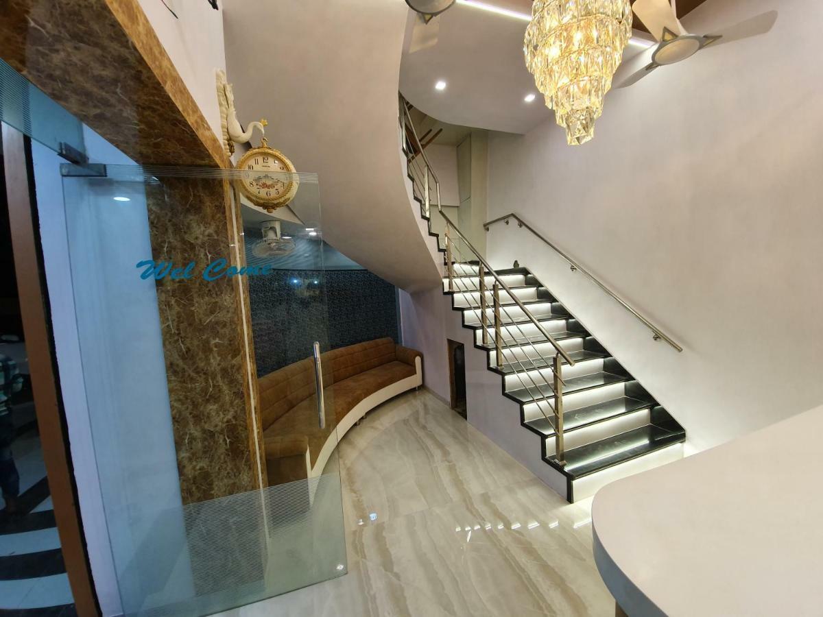 Hotel Apex Navi Mumbai Exterior photo